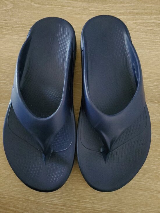OOFOS OOriginal Recovery Sandals in Navy Blue Men\'s 11 Women\'s 13 main image 11